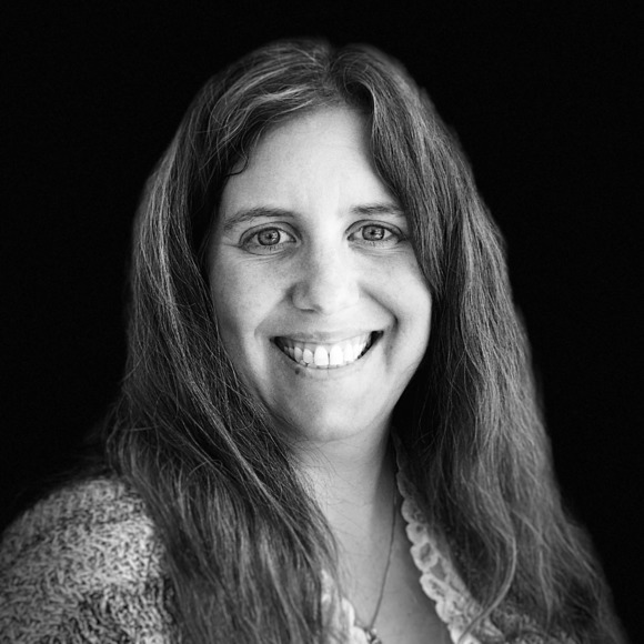 Meet your Posher, Amber - Picture 1 of 1